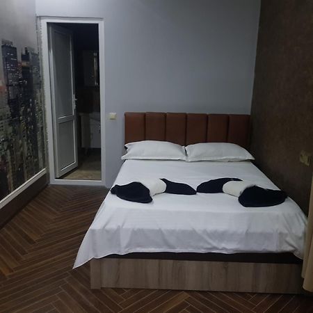 Гостевой Дом Поти Διαμέρισμα Εξωτερικό φωτογραφία