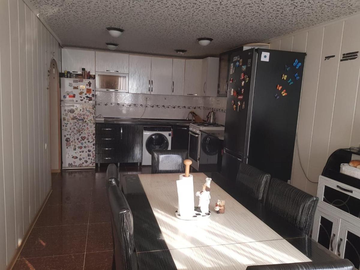 Гостевой Дом Поти Διαμέρισμα Εξωτερικό φωτογραφία